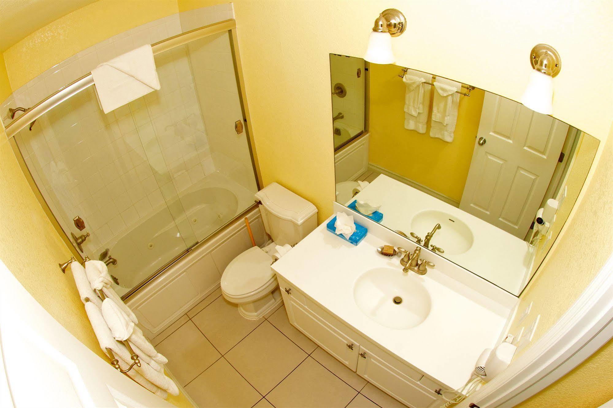 Compass Point Dive Hotel 3*